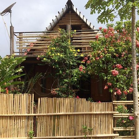 The Village House Пуэрто-Принцеса Экстерьер фото