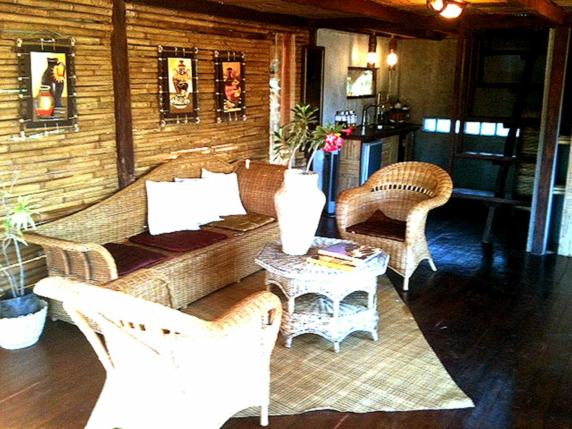 The Village House Пуэрто-Принцеса Экстерьер фото